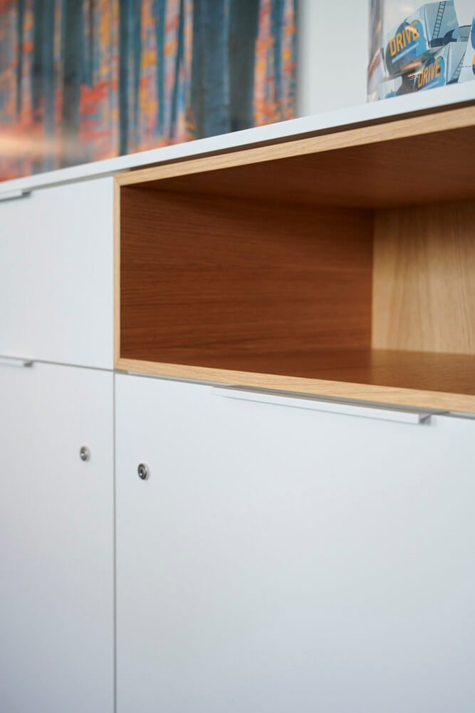 Sideboard mit Holzdetails