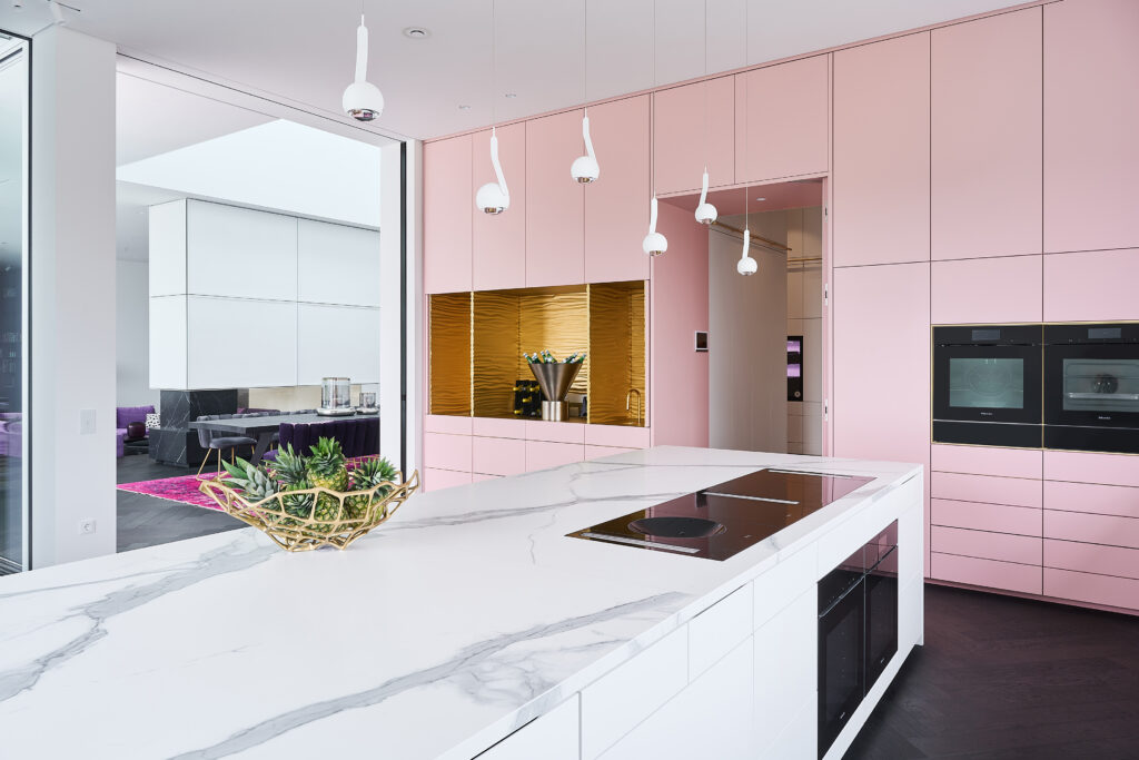 Innenarchitektur Villa offener Wohn-Essbereich